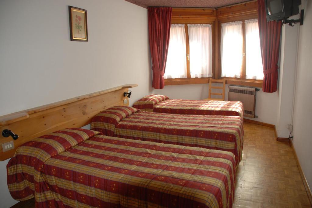 Park Hotel Santa Caterina Valfurva Phòng bức ảnh